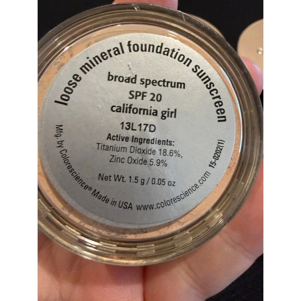 4 Colorescience Loose‎ Mineral Foundation Sunscreen SPF 20 California Girl 1.5g